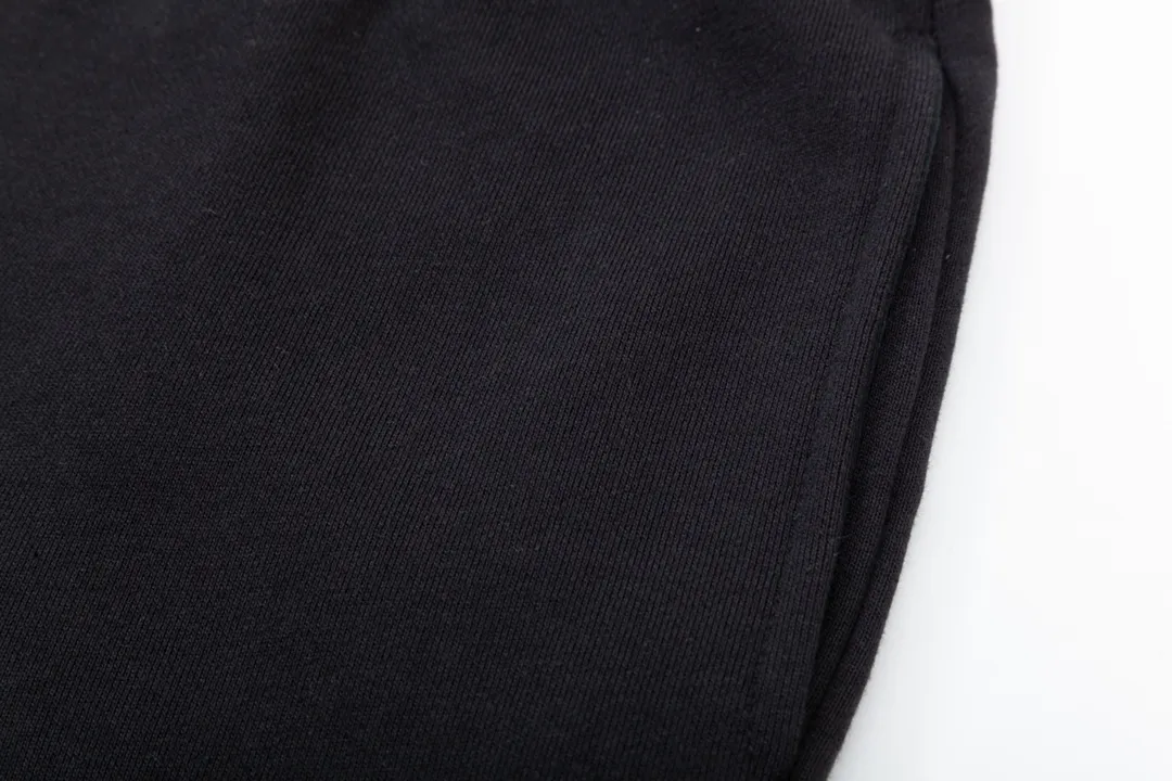 BURBERRY Classic Lo GO 、 Quality 、 、 Breathable Same Style ：Black Sizes： XS Ｓ Ｍ L
